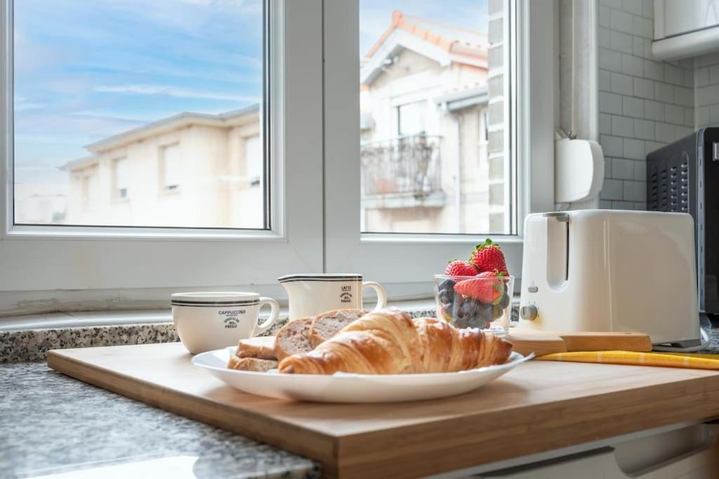 Centrico Y Comodo Apartamento Con Parking Privado Santander Buitenkant foto